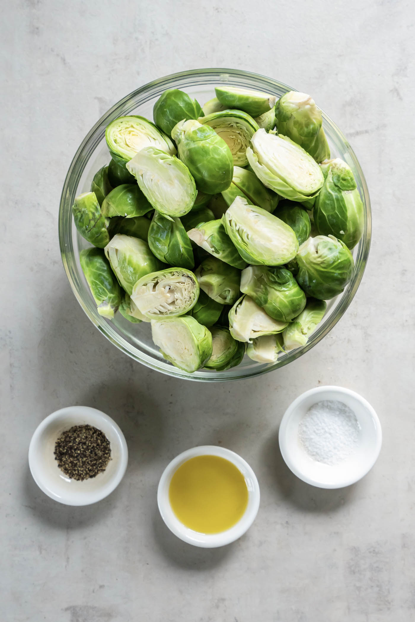 Ingredients for Brussels sprouts recipe.