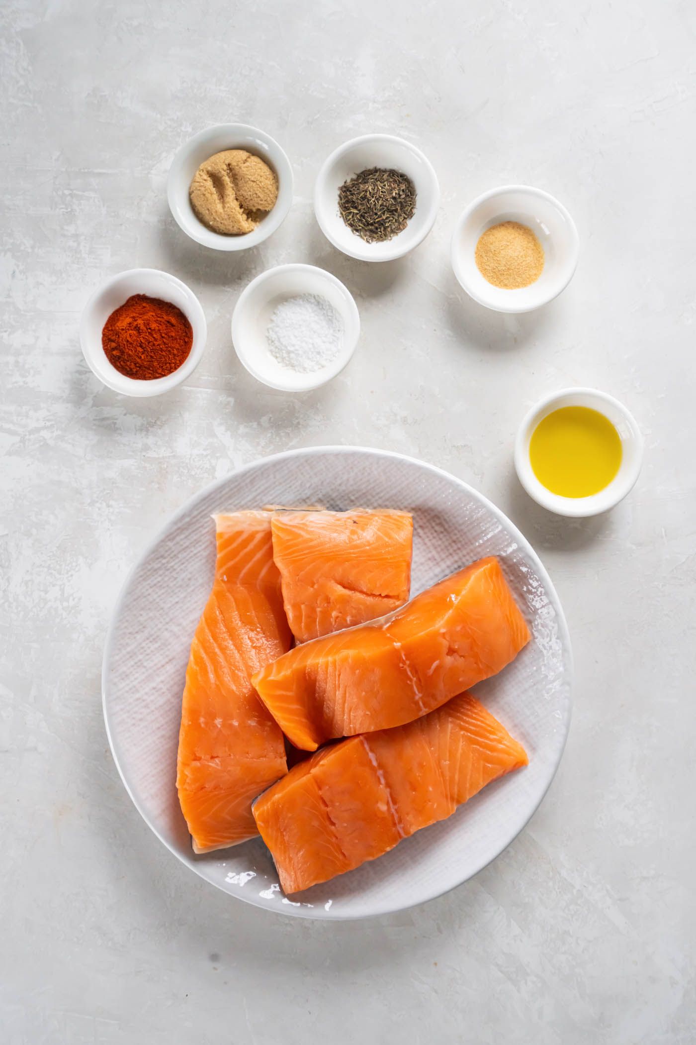 Ingredients for grilled salmon recipe.