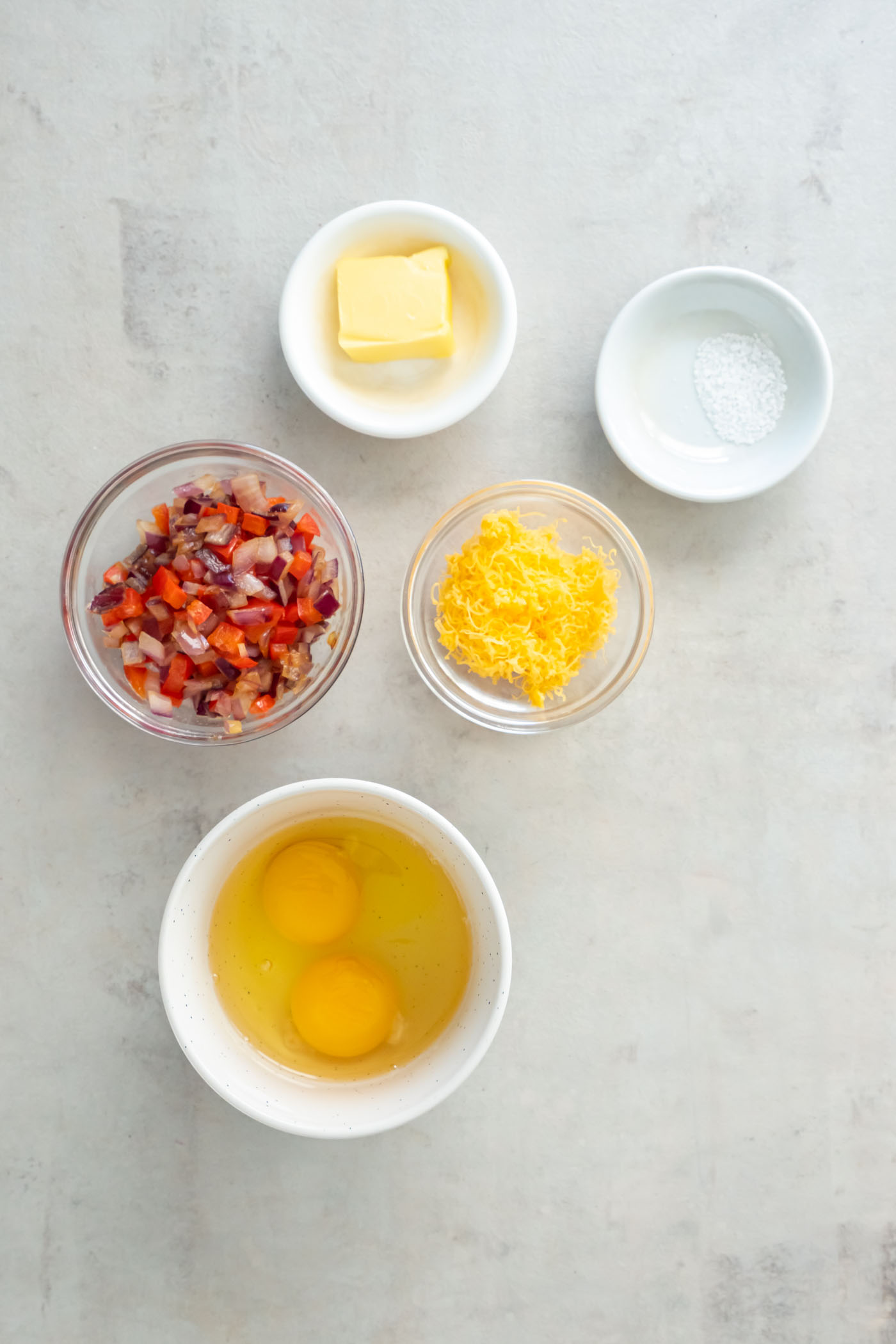 Omelet recipe ingredients.