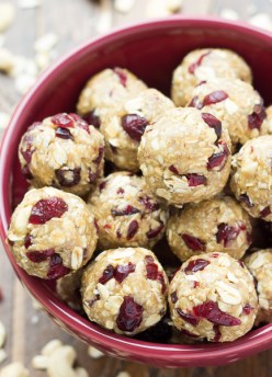 No Bake Salted Cashew Energy Bites with Cranberries. These easy no bake bites are a healthy, make ahead snack that's filled with oats, cashews, cranberries, and a touch of maple! Tastes like a cashew cookie!