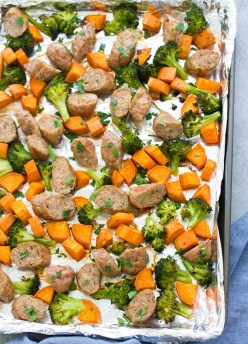 Sheet Pan Sausage and Roasted Veggies, plus a meal prep option. A quick dinner recipe that’s made on one pan! Use broccoli and sweet potatoes or any favorite vegetables. Only 6 ingredients!