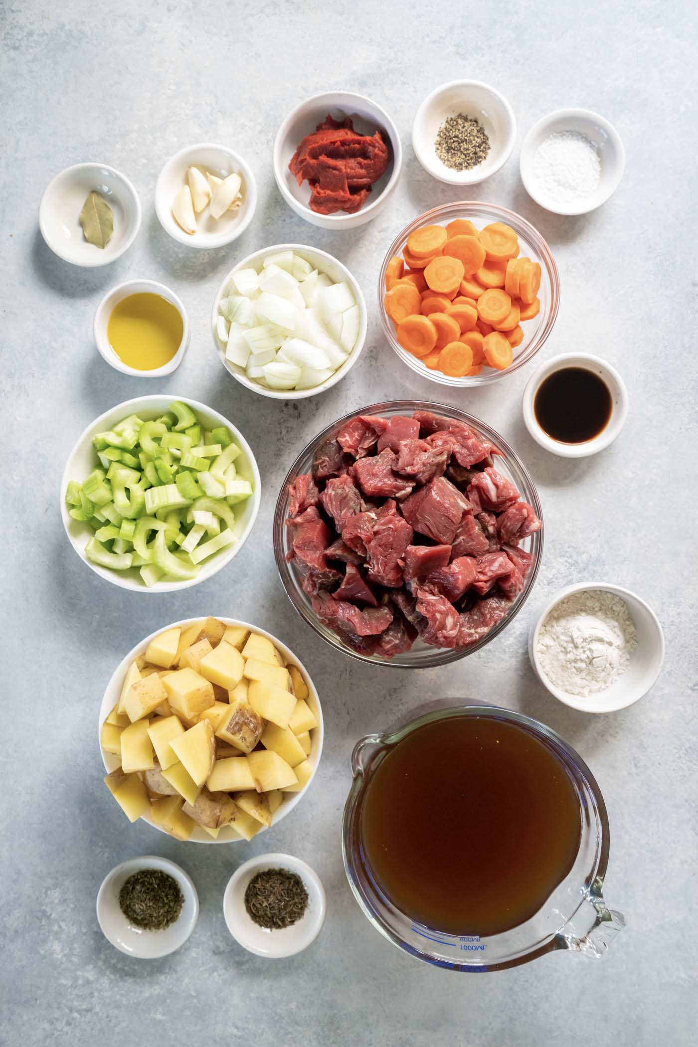 Ingredients for slow cooker beef stew recipe.