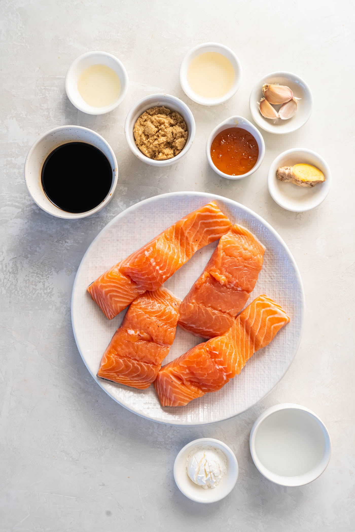 Ingredients for teriyaki salmon recipe.